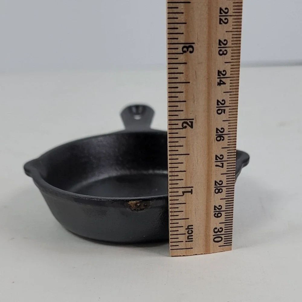Lodge Miniature Cast Iron Skillet 3.5 Inch Small Frying Pan USA MS Black